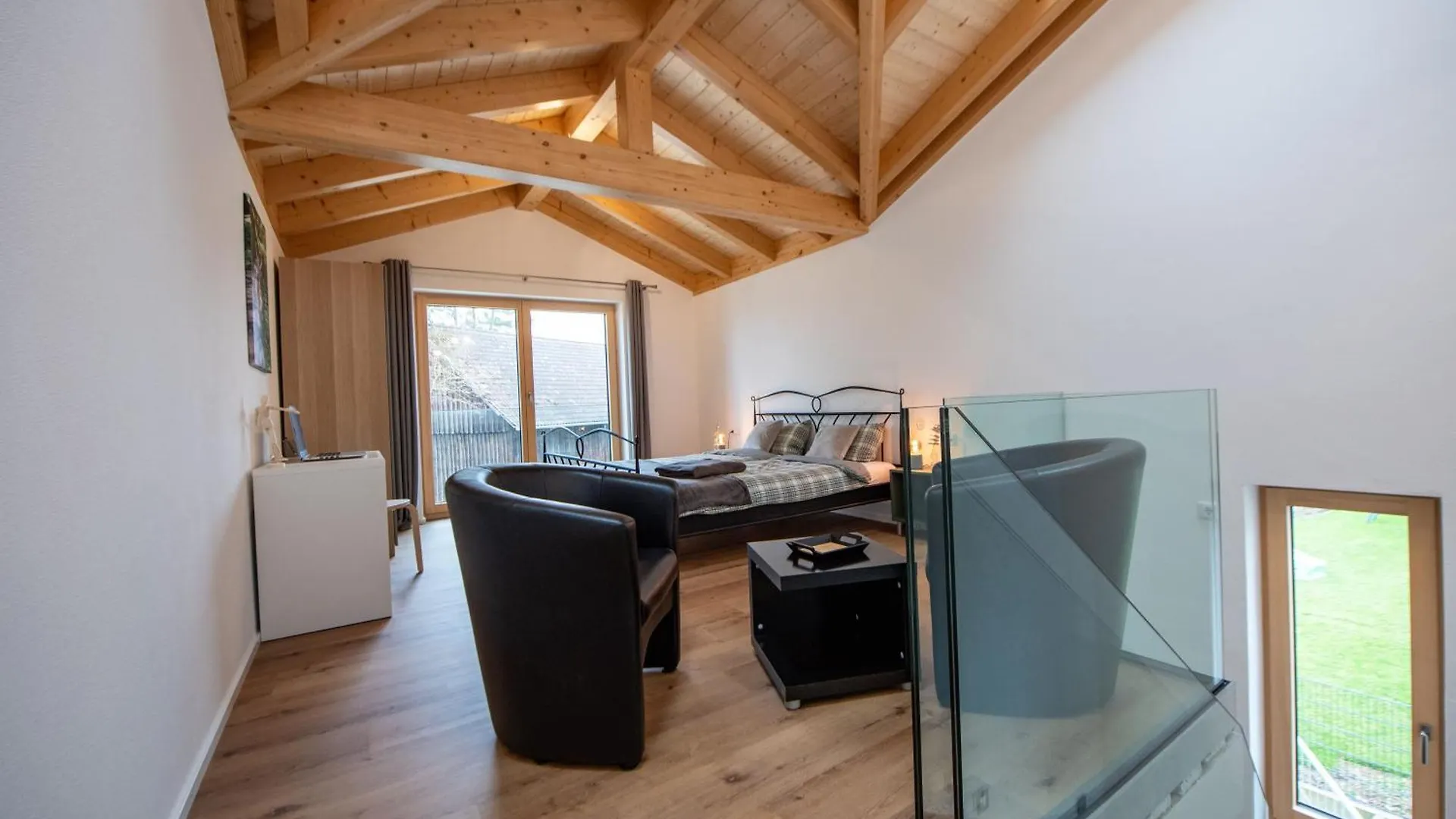 Appartement An Der Alten Linde Weil  Apartment