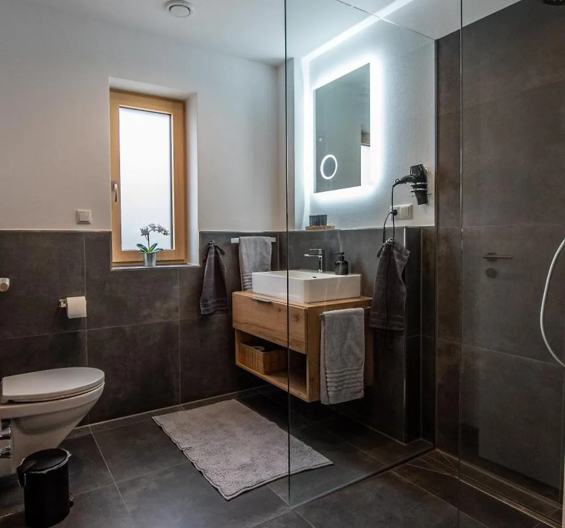Appartement An Der Alten Linde Weil  Germany